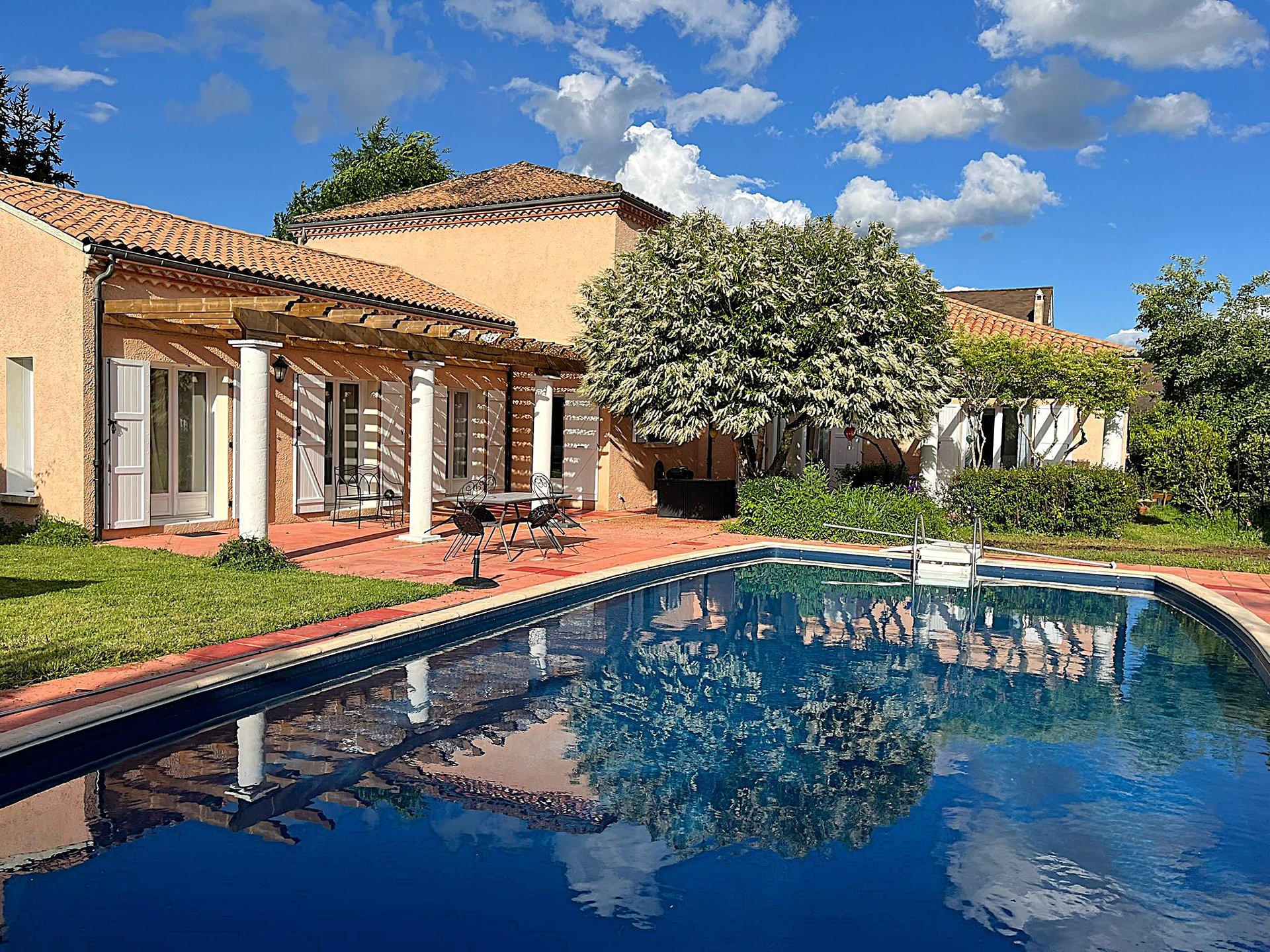 Villa des oiseaux/ vogelhof