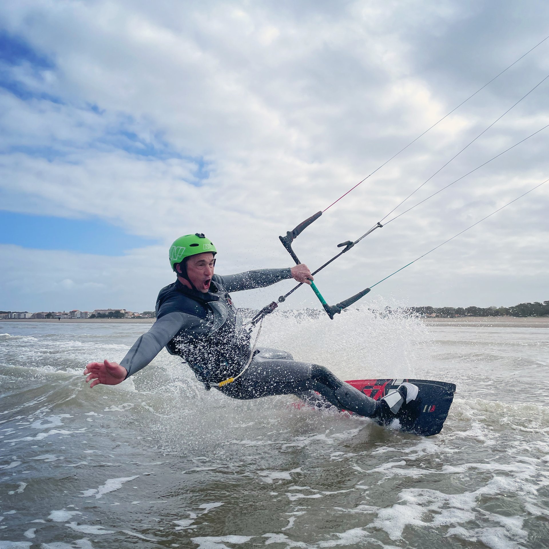 LINE UP - Ecole de kitesurf & paddle